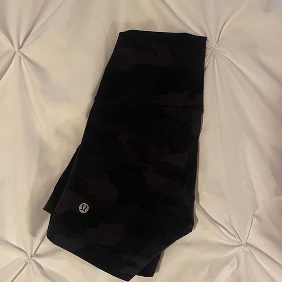 Lululemon Align High-Rise Short - Picture 2 of 2